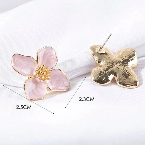 Spring pink flower enamel earrings 🌸 Easter! - Picture 4 of 4